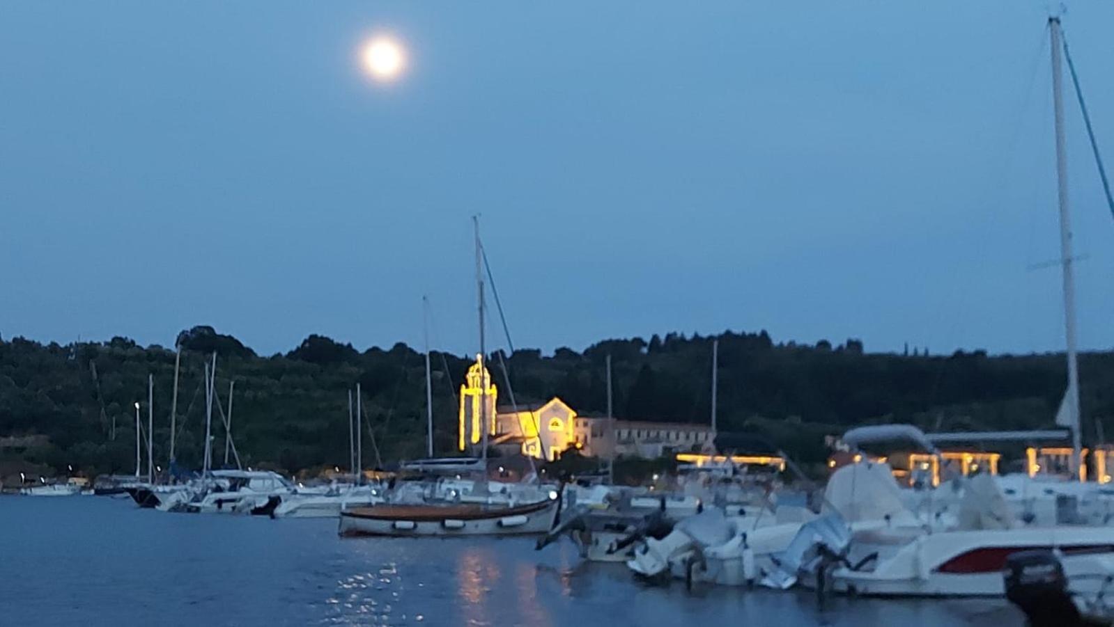 Agriturismo Il Bardellino Fivizzano Eksteriør billede